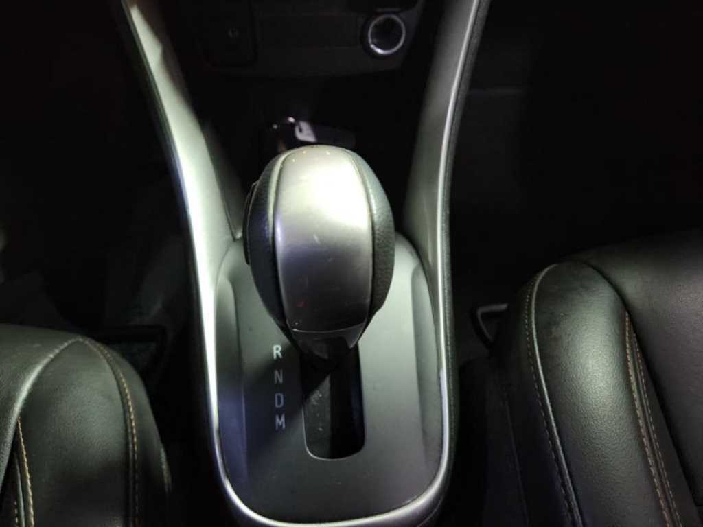 Chevrolet Trax 2020 Gris - Importación desde Corea - HF Imports Iquique - Foto 13