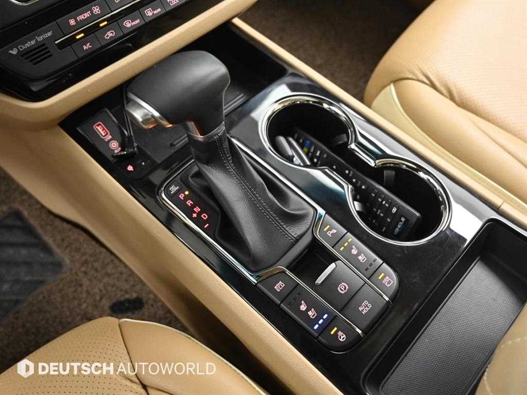 KIA Carnival - Vista 10