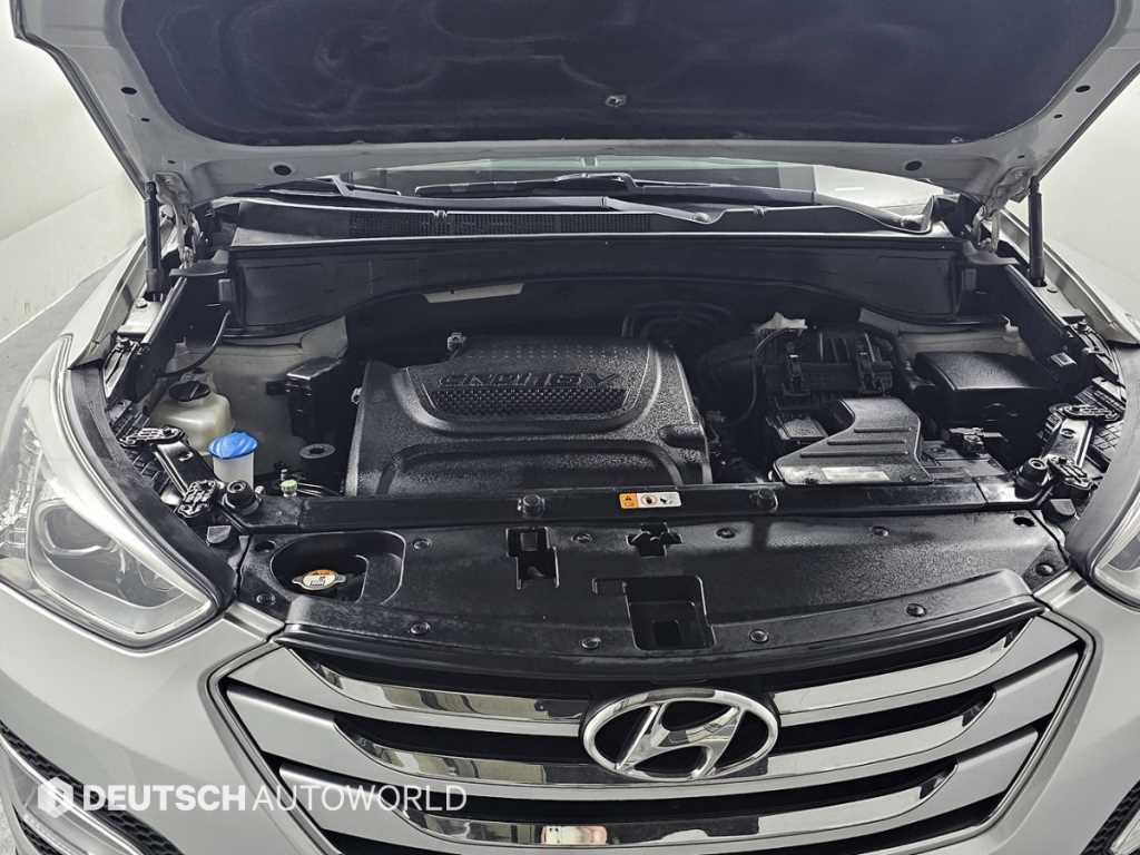 HYUNDAI Santa Fe - Vista 6