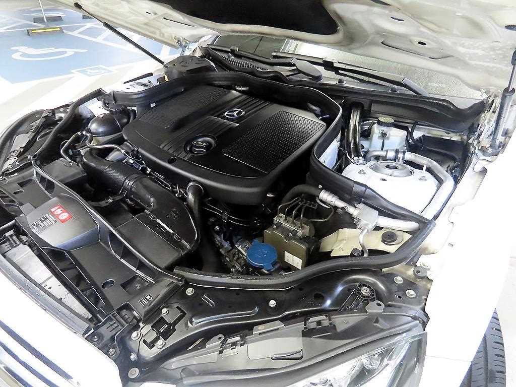 Mercedes Benz E class 2014 Blanco - Importación desde Corea - HF Imports Iquique - Foto 19