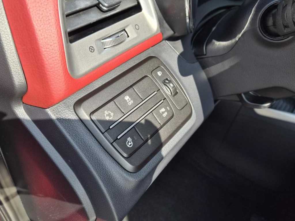 Ssangyong Tivoli - Vista 10