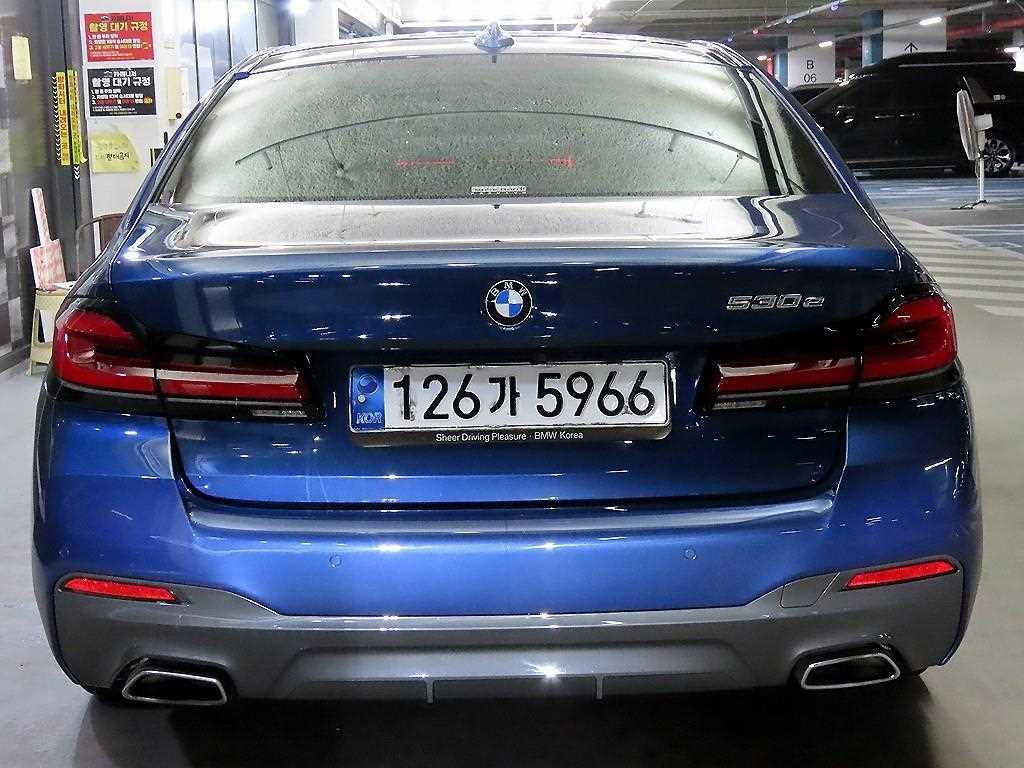 BMW 5 Series - Vista 5