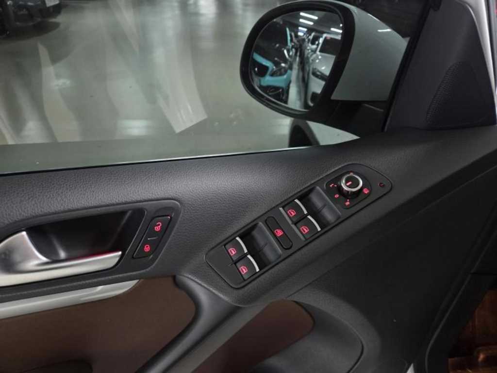 Volkswagen Tiguan - Vista 6