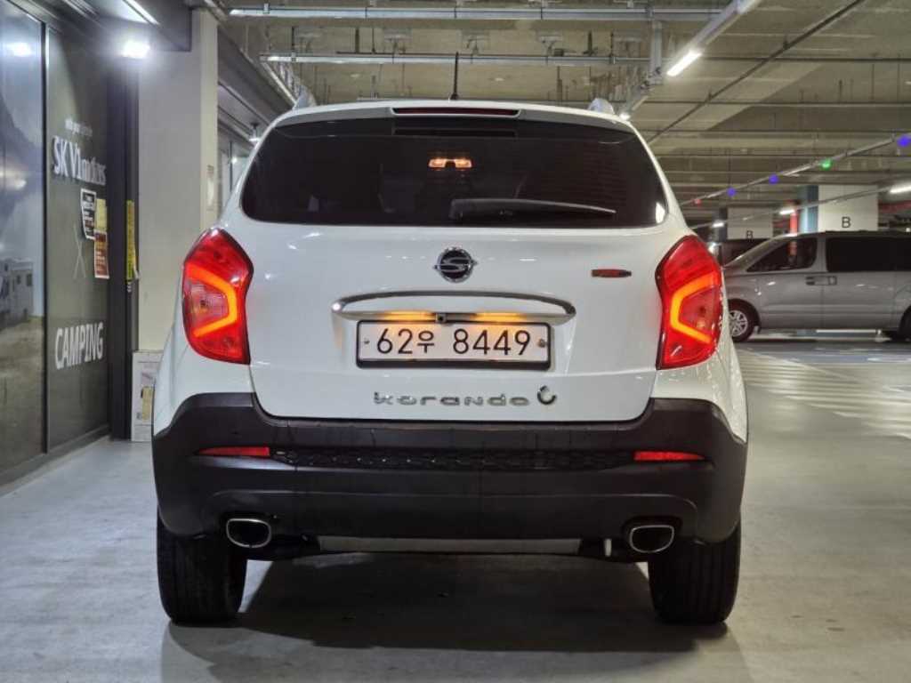Ssangyong Korando - Vista 5