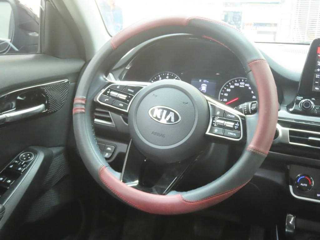 KIA Seltos 2020 Negro - Importación desde Corea - HF Imports Iquique - Foto 18