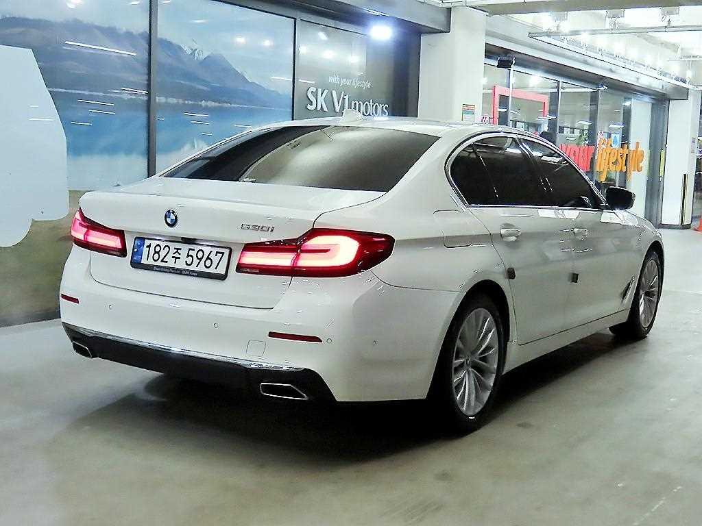 BMW 5 Series - Vista 4