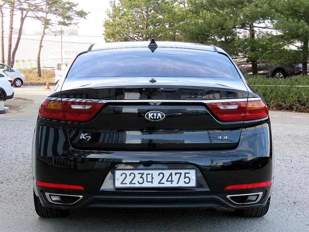 KIA K7 - Vista 4