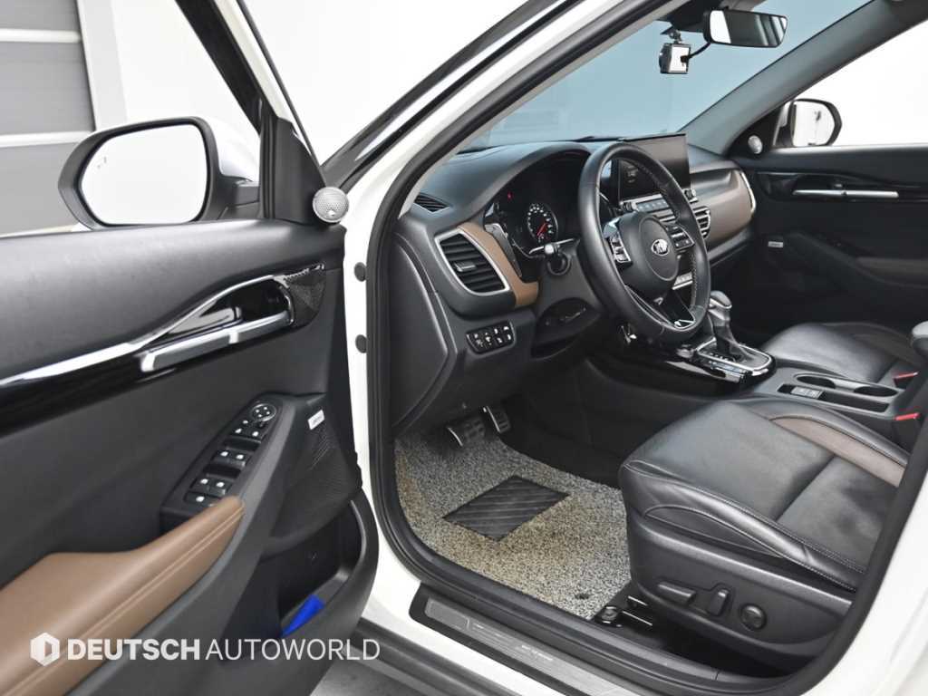 KIA Seltos - Vista 11