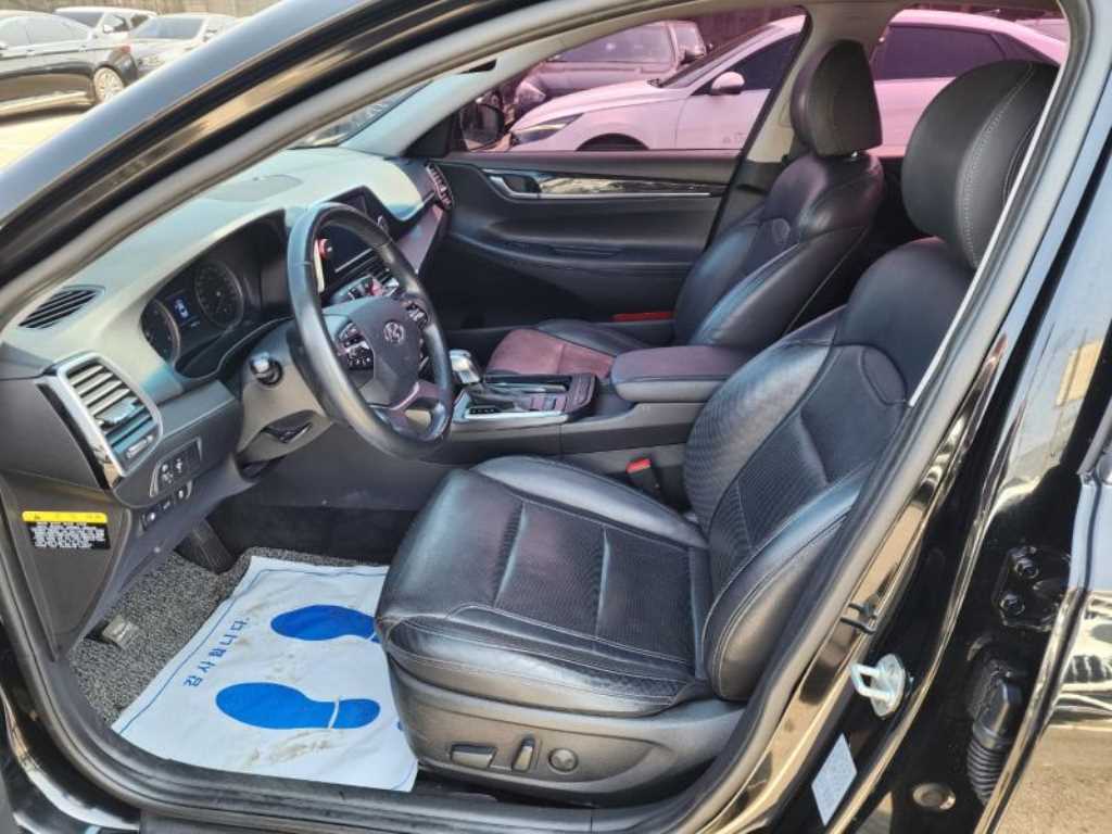 HYUNDAI Grandeur 2018 Negro - Importación desde Corea - HF Imports Iquique - Foto 17