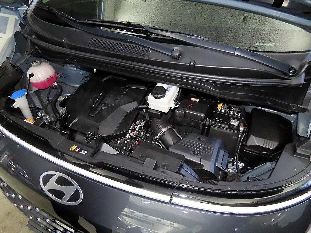 HYUNDAI Staria 2025 Gris - Importación desde Corea - HF Imports Iquique - Foto 19