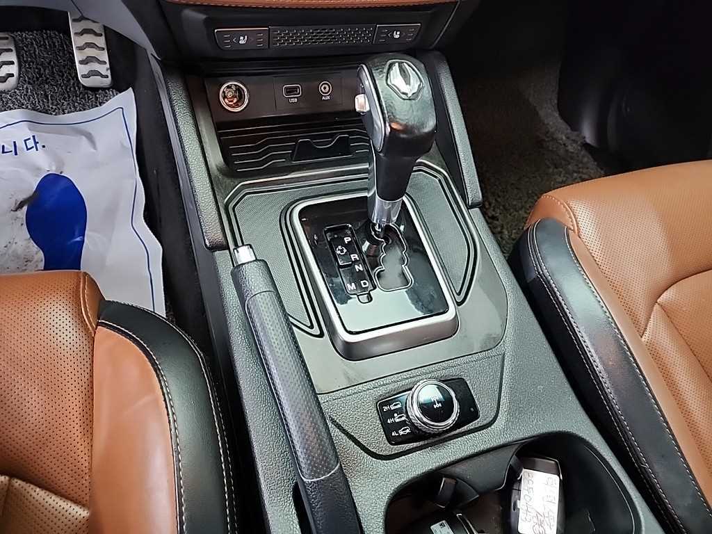 Ssangyong Rexton - Vista 8