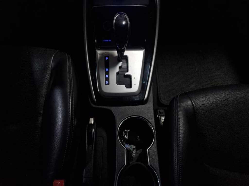 HYUNDAI Avante - Vista 12