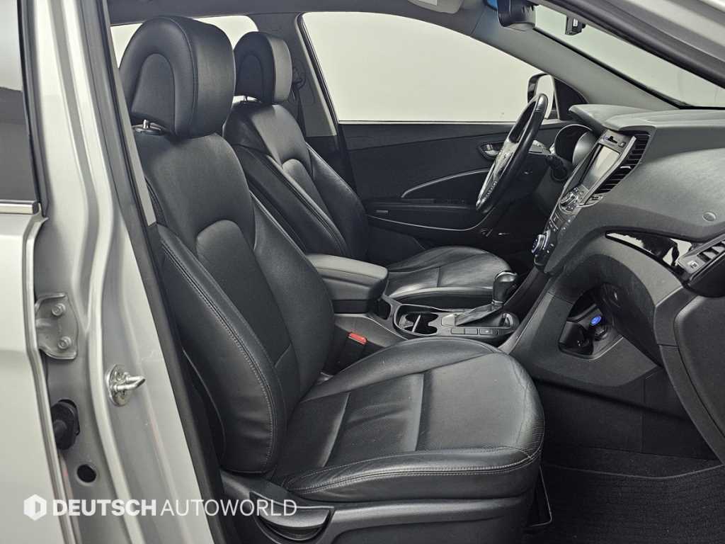 HYUNDAI Santa Fe - Vista 10