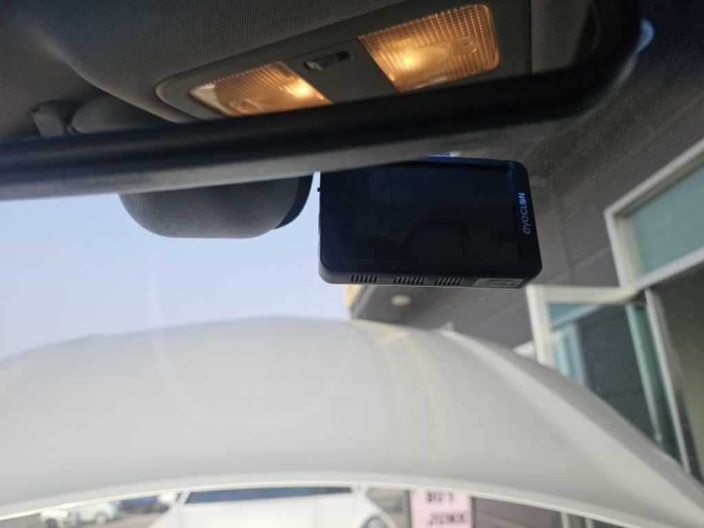 SAMSUNG QM5 - Vista 9