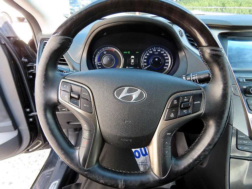 HYUNDAI Grandeur - Vista 8