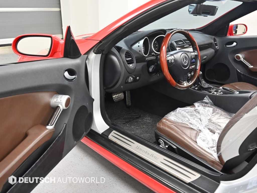 Mercedes Benz SLK Class - Vista 11