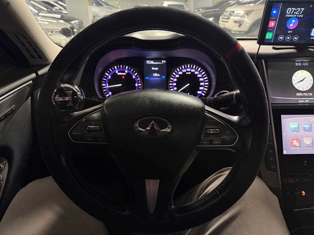 Infiniti Q - Vista 12