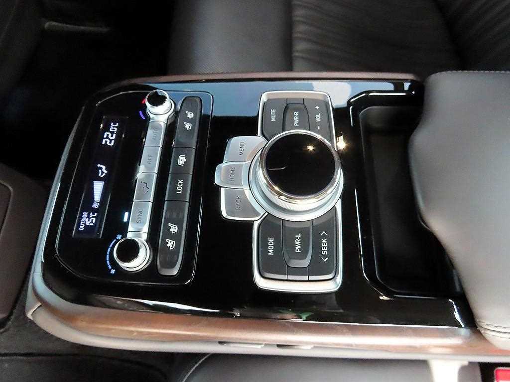 Genesis G90 2019 Plateado - Importación desde Corea - HF Imports Iquique - Foto 16