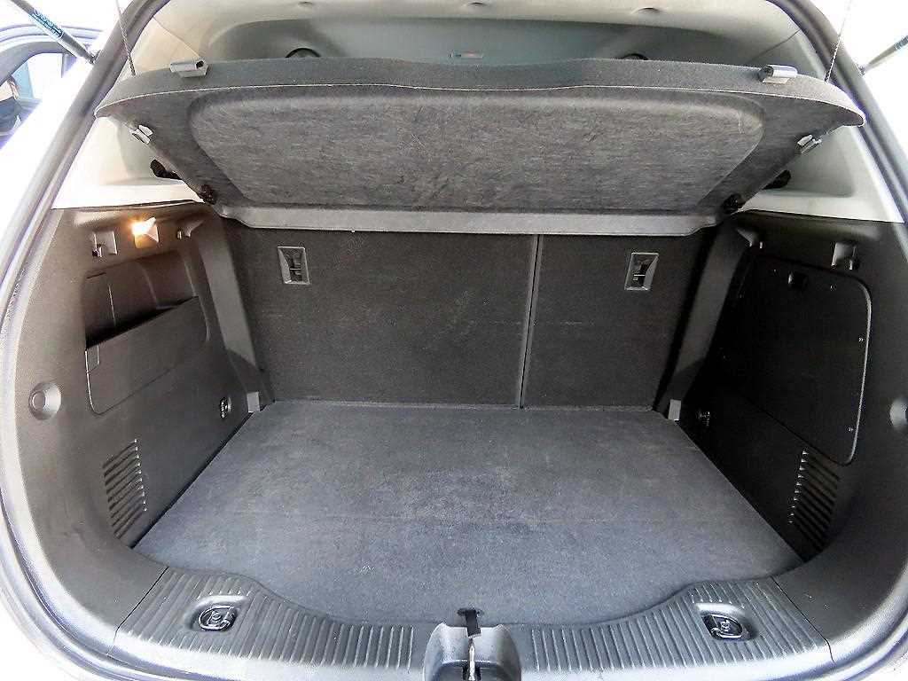 Chevrolet Trax 2018 Blanco - Importación desde Corea - HF Imports Iquique - Foto 17