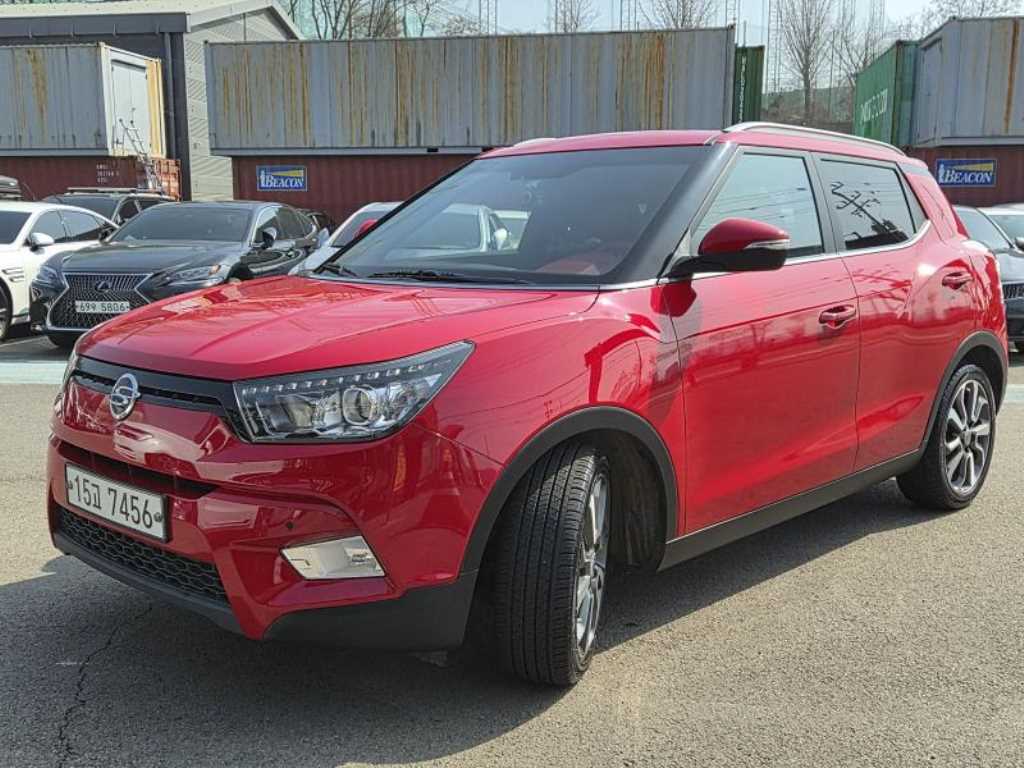 Ssangyong Tivoli - Vista 3