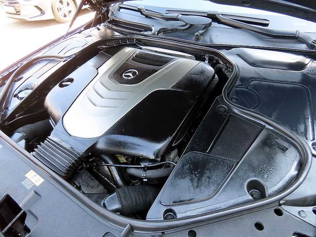 Mercedes Benz S Class 2015 Negro - Importación desde Corea - HF Imports Iquique - Foto 19