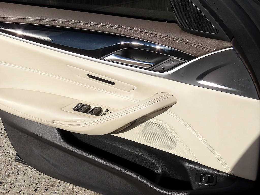 BMW 5 Series - Vista 11