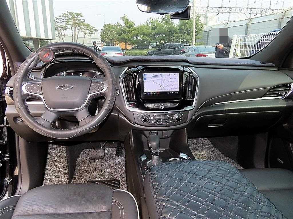 Chevrolet Travers - Vista 8