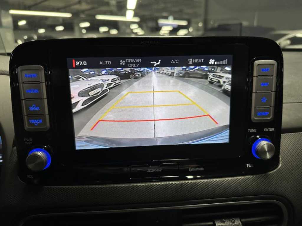 HYUNDAI Kona - Vista 12