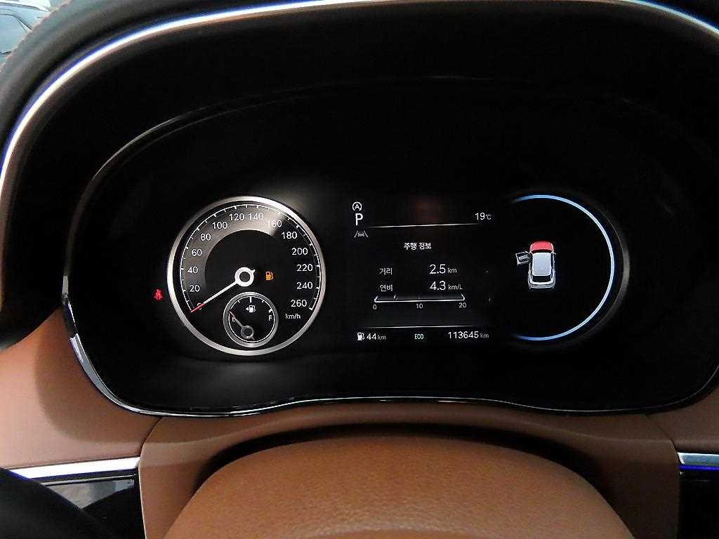 Genesis GV70 - Vista 9