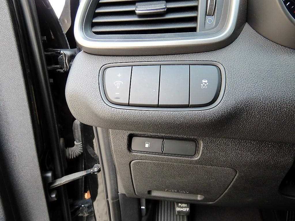 KIA Sorento - Vista 11