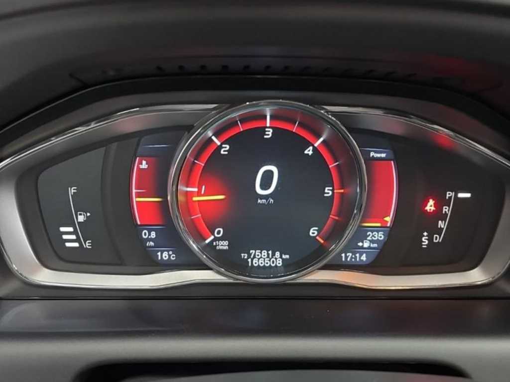 Volvo XC60 - Vista 6