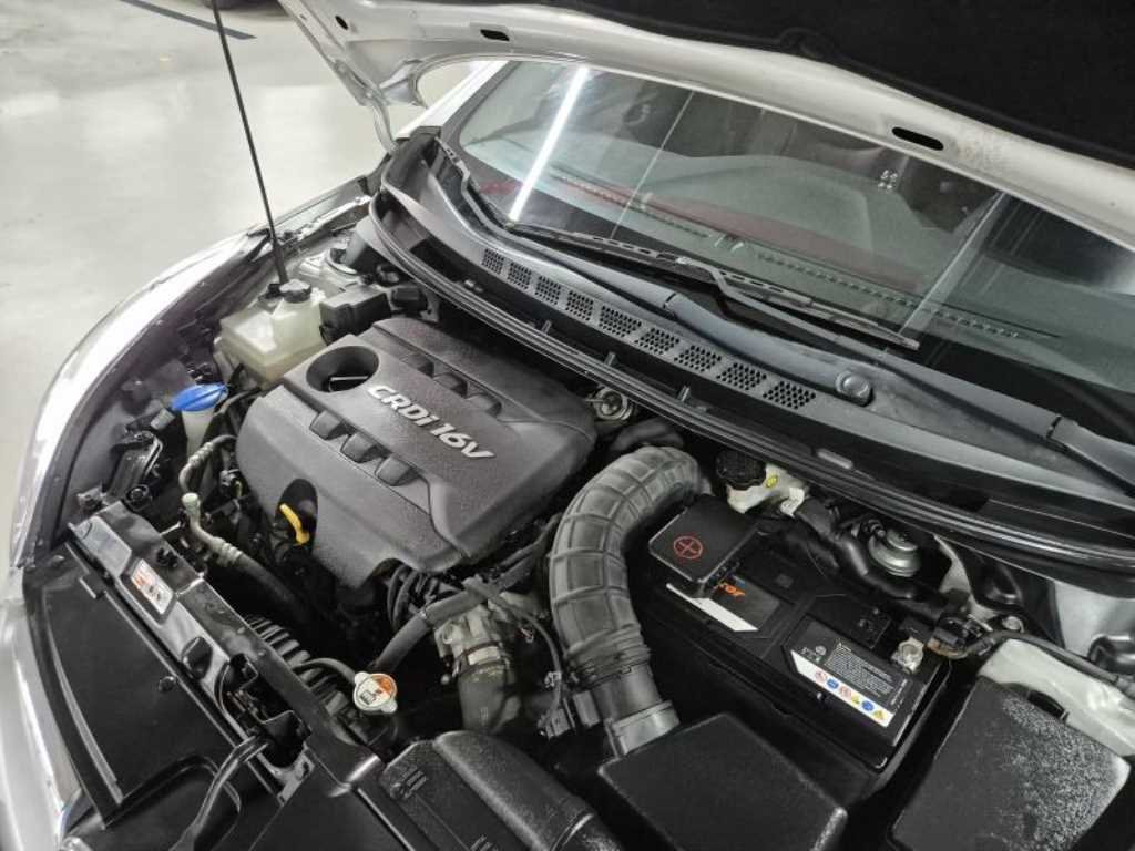 HYUNDAI Avante 2014 Plateado - Importación desde Corea - HF Imports Iquique - Foto 20