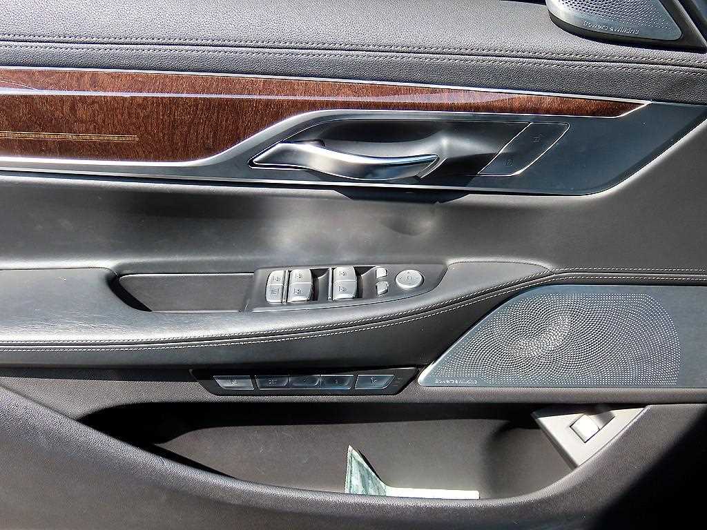 BMW 7 Series - Vista 12