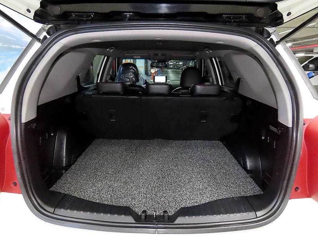 Ssangyong Tivoli 2016 Blanco - Importación desde Corea - HF Imports Iquique - Foto 18