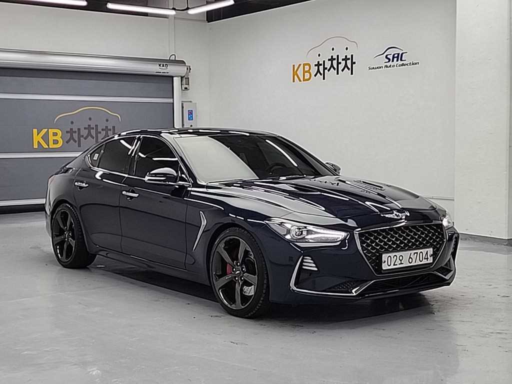 Genesis G70 - Vista 4