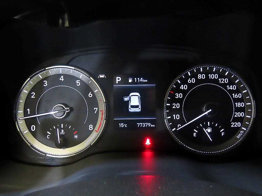 HYUNDAI Venue - Vista 9