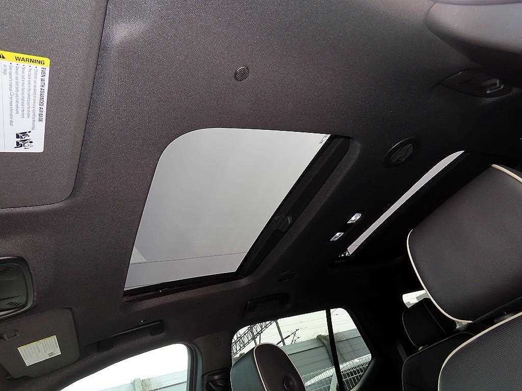 Chevrolet Travers 2023 Negro - Importación desde Corea - HF Imports Iquique - Foto 16