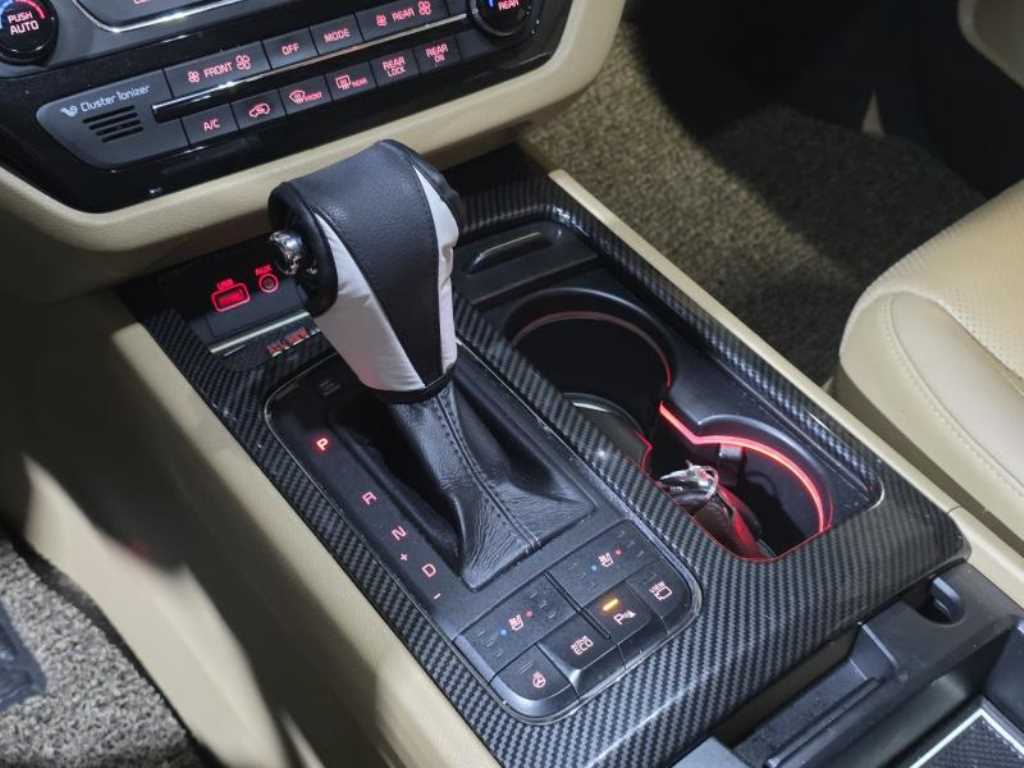 KIA Carnival 2016 Blanco - Importación desde Corea - HF Imports Iquique - Foto 15