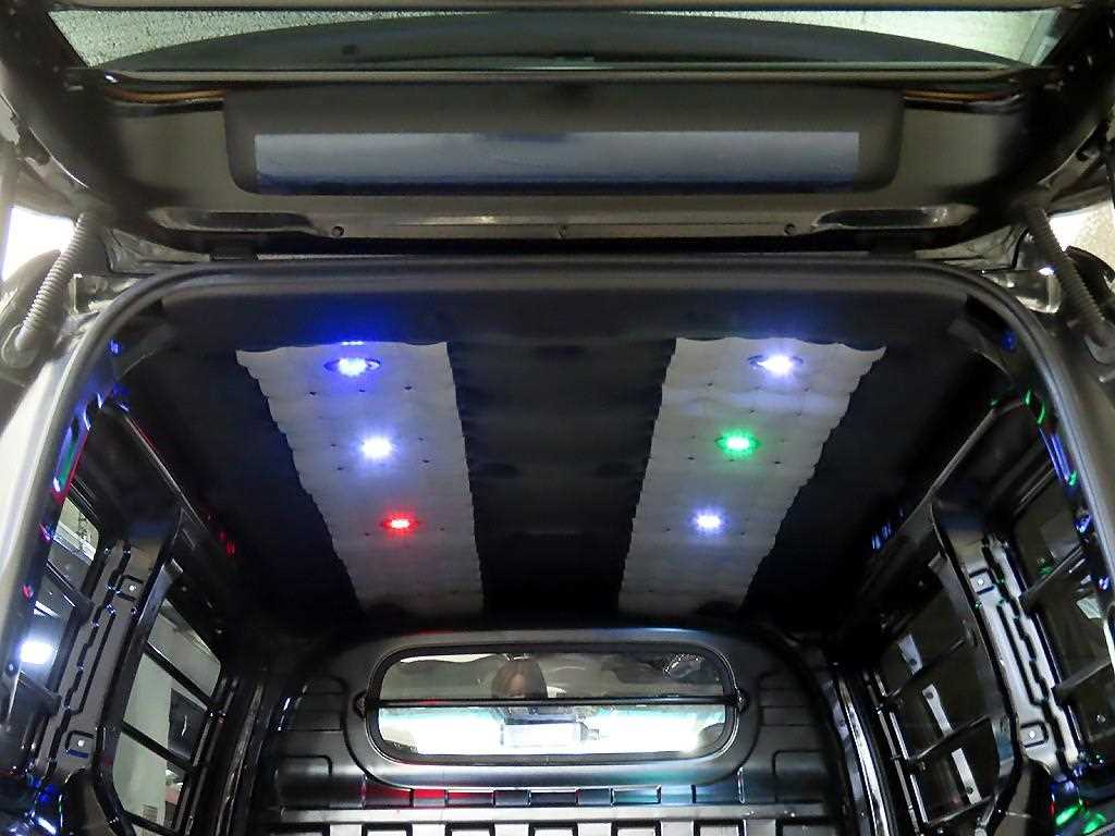 HYUNDAI Staria 2025 Negro - Importación desde Corea - HF Imports Iquique - Foto 16