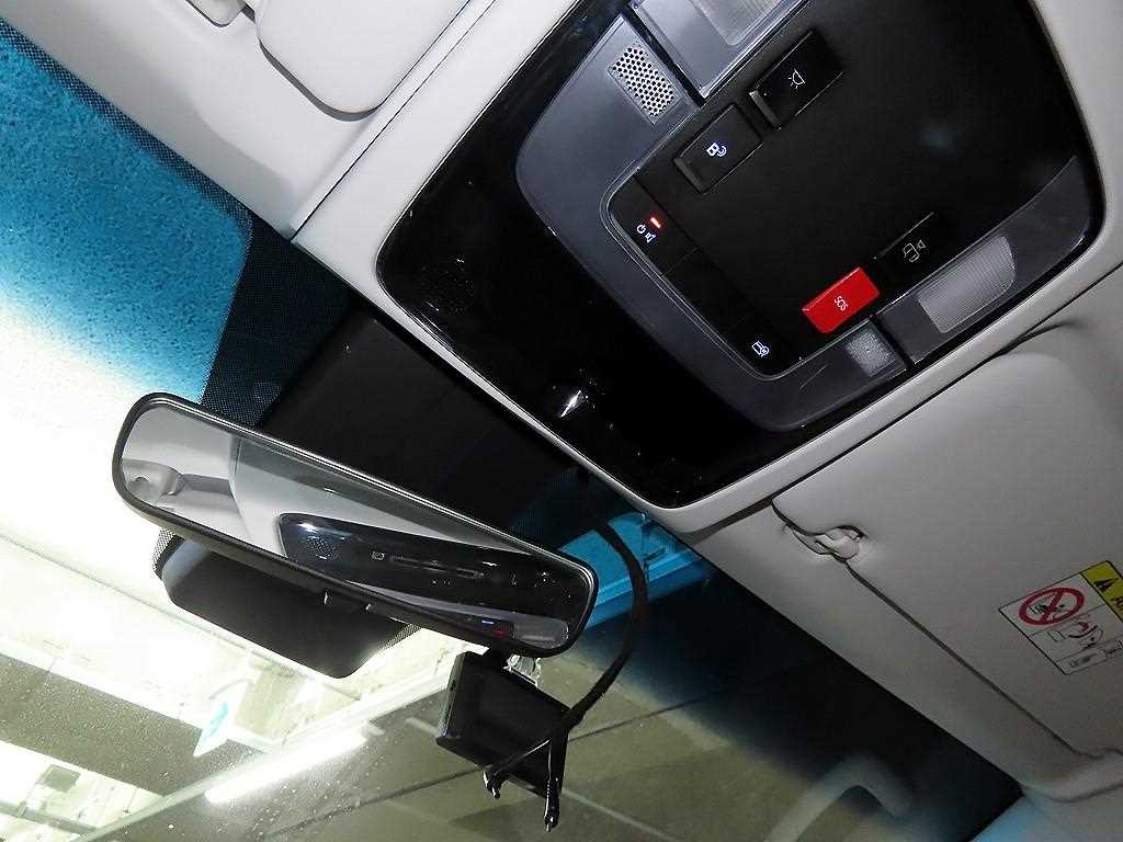 HYUNDAI Staria 2022 Plateado - Importación desde Corea - HF Imports Iquique - Foto 16