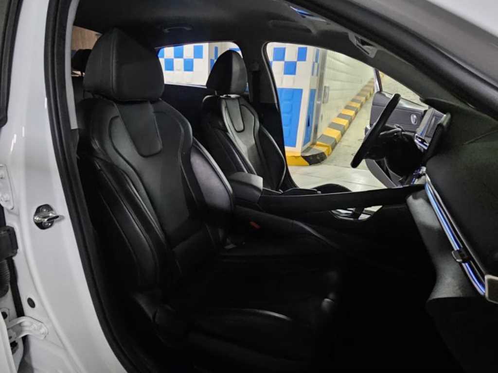 HYUNDAI Avante 2022 Blanco - Importación desde Corea - HF Imports Iquique - Foto 14