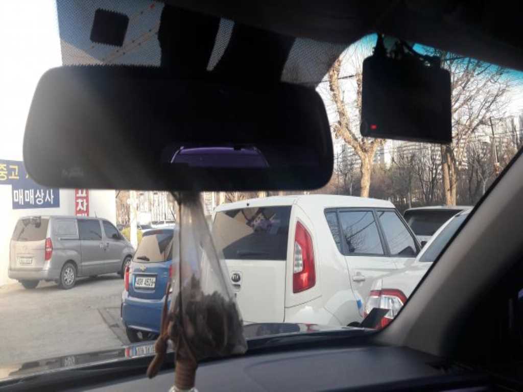 Ssangyong Korando - Vista 12