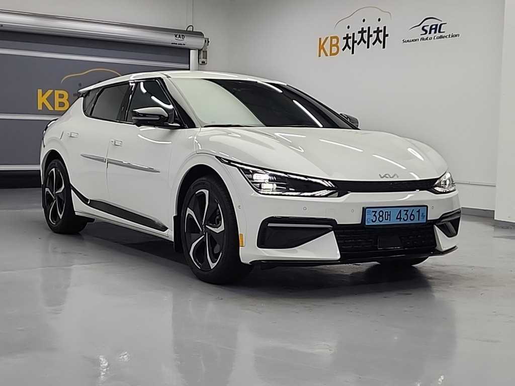 KIA EV6 - Vista 4