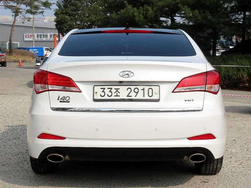 HYUNDAI i40 - Vista 4