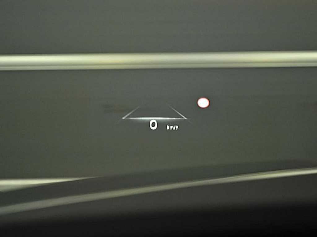 Genesis G80 - Vista 8