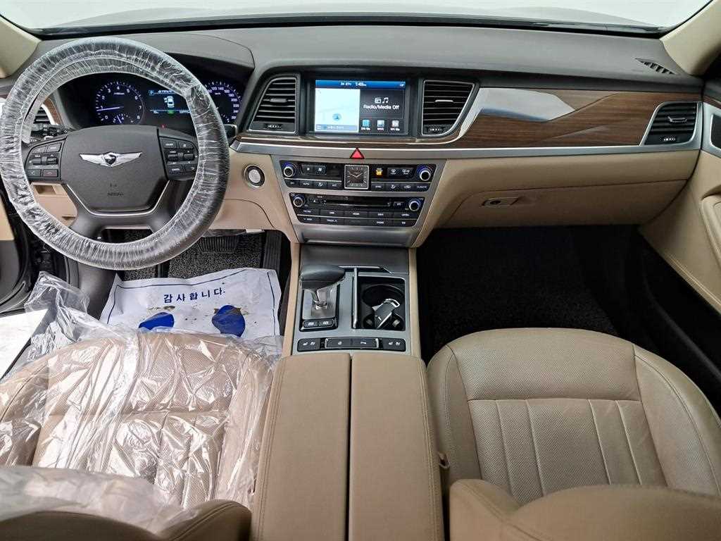 Genesis G80 - Vista 6