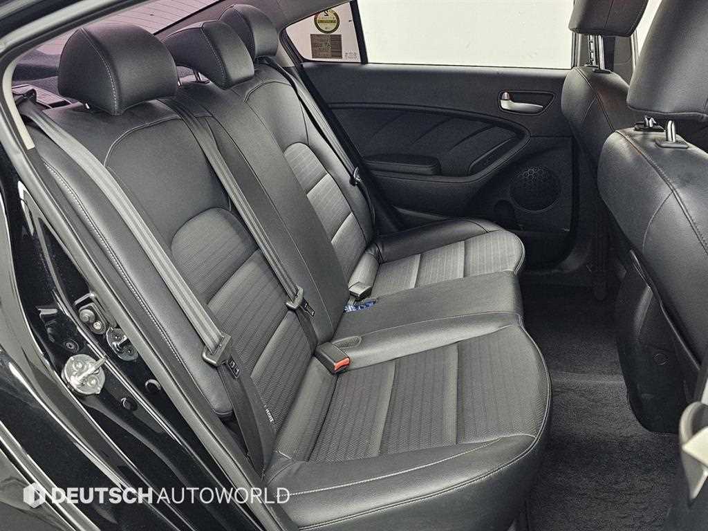 KIA K3 2017 Negro - Importación desde Corea - HF Imports Iquique - Foto 13