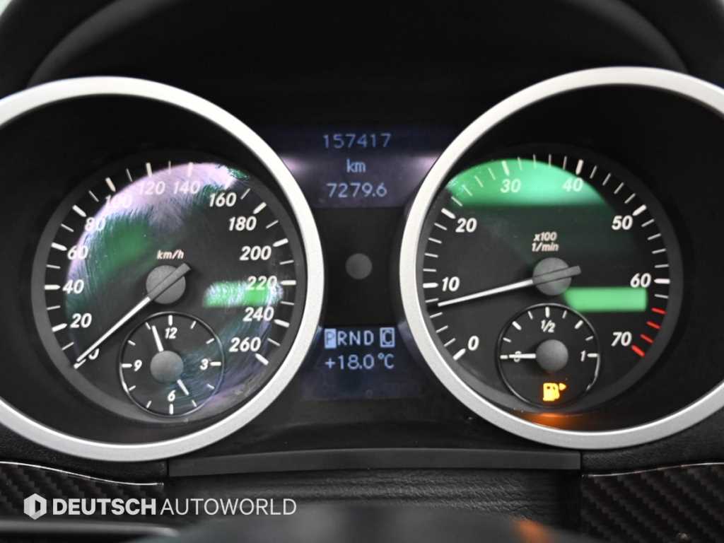 Mercedes Benz SLK Class - Vista 8