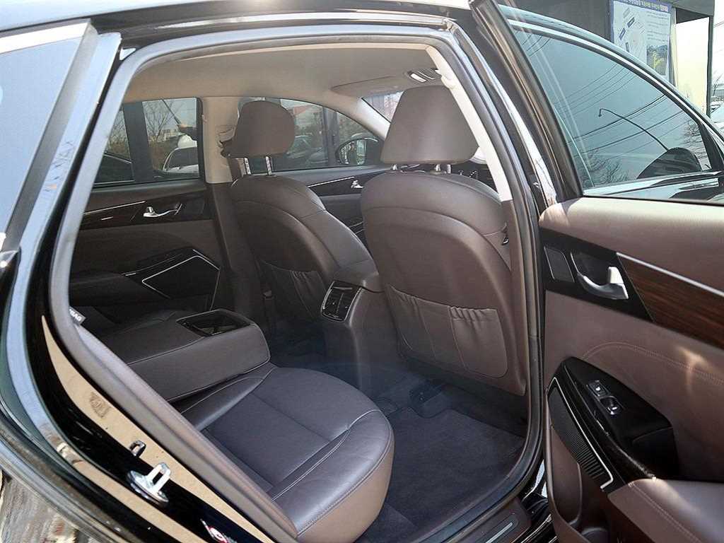 KIA K7 2019 Negro - Importación desde Corea - HF Imports Iquique - Foto 14