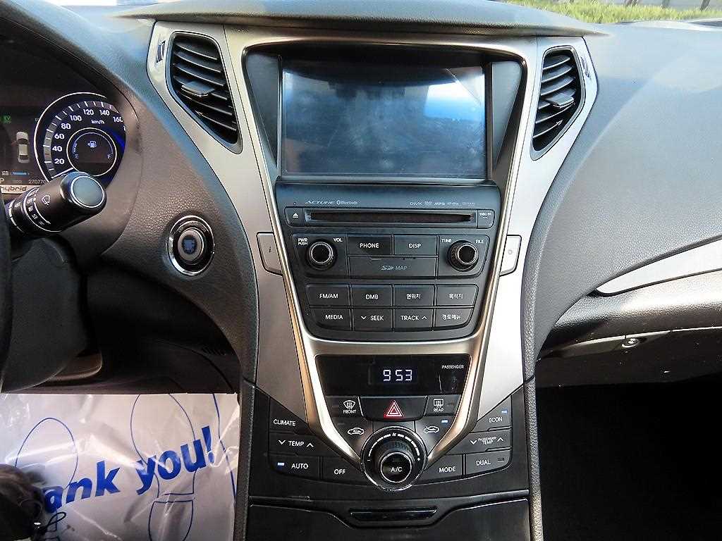 HYUNDAI Grandeur 2014 Negro - Importación desde Corea - HF Imports Iquique - Foto 13